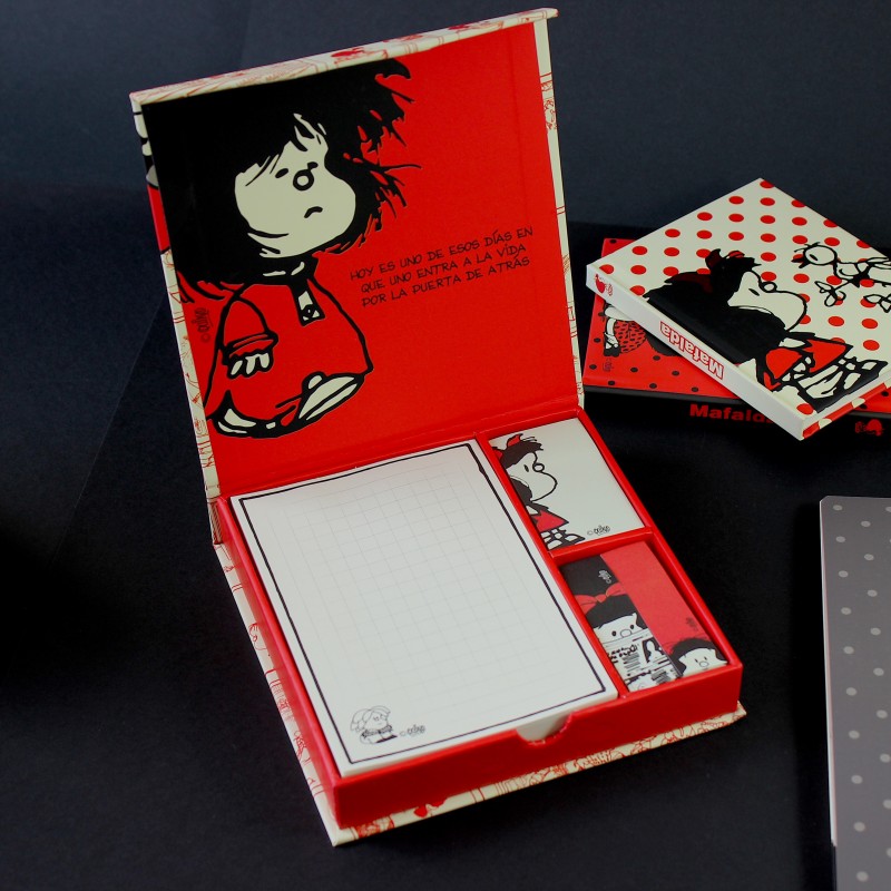 CAJA MAFALDA POST IT